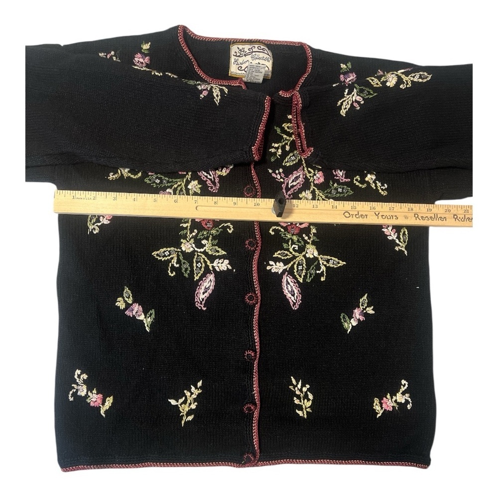 Vintage Heirloom Collectibles Floral Embroidered Cottagecore Boho Cardigan CA1 - Picture 6 of 7